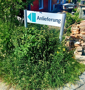Anfahrt &uuml;ber Schrenstrasse